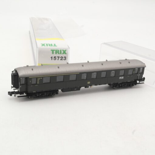 Minitrix N 15723 Eilzugwagen 1./2. Klasse der DB in OVP RR537