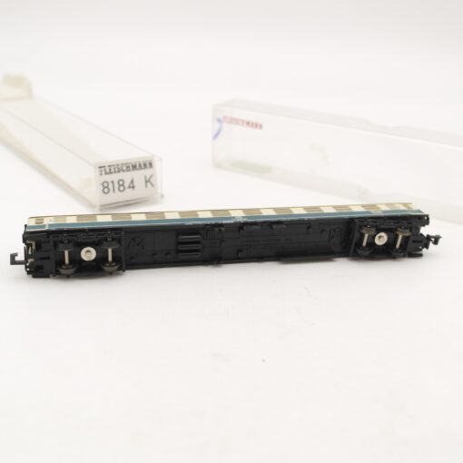 Minitrix N Personenwagen 51 80 10-40 232-0 2. Klasse der DB in EVP RR2146 – Bild 4