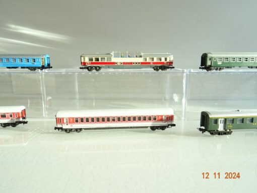 Minitrix etc. N Personenwagen 6 Stück siehe Fotos PR3828 o. – Bild 4