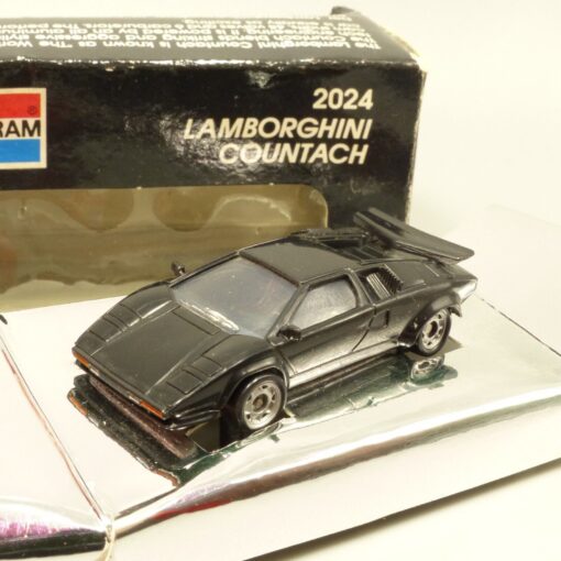 Monogram 1:87 2024 Lamborghini Countach schwarz in OVP EX3839