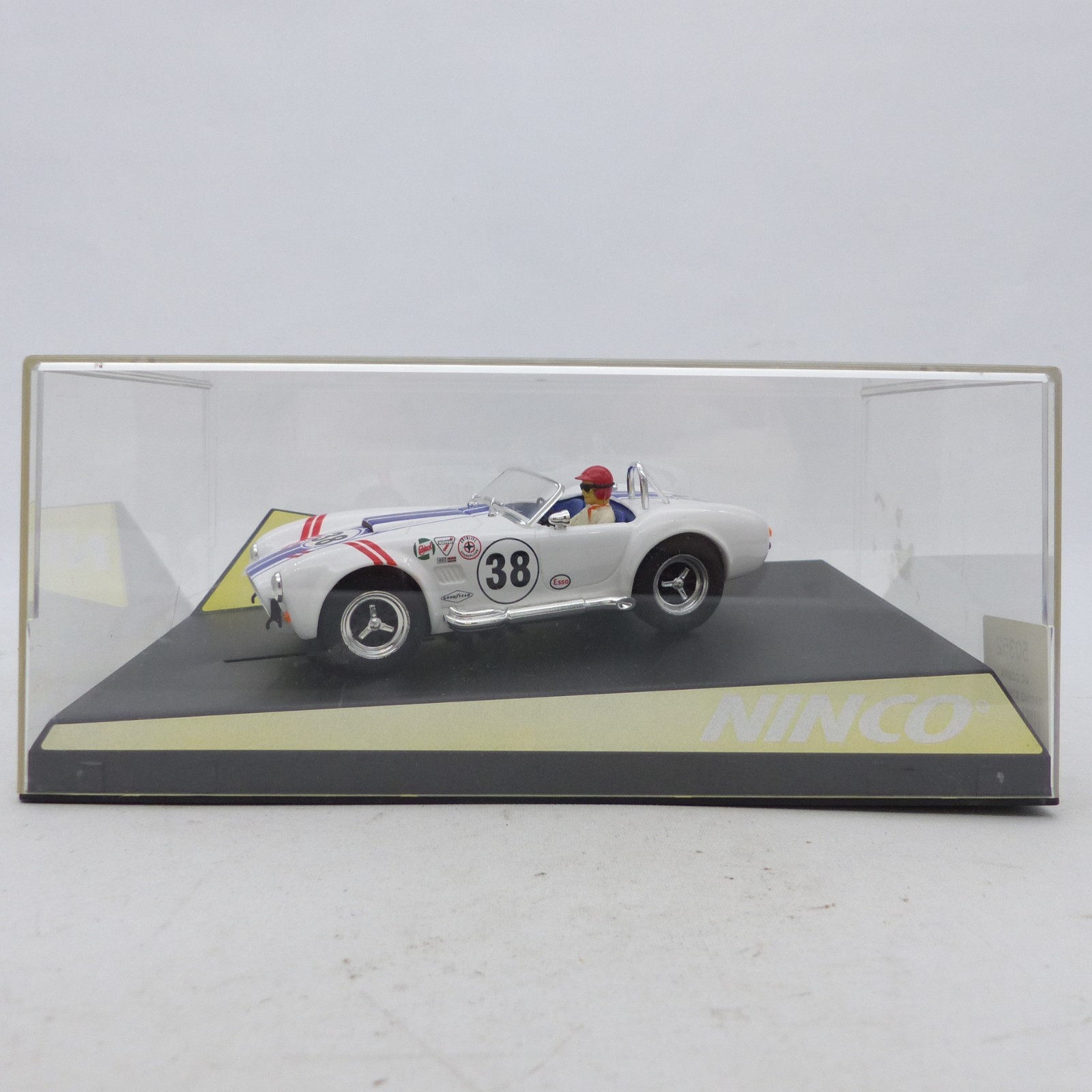 Ninco Slotcar 1:32 50352 AC Cobra Racing Stripes #38 in OVP EX8306