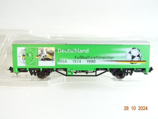 Piko H0 72000 gedeckter Güterwagen Fußball WM in OVP PR3563 – Bild 3