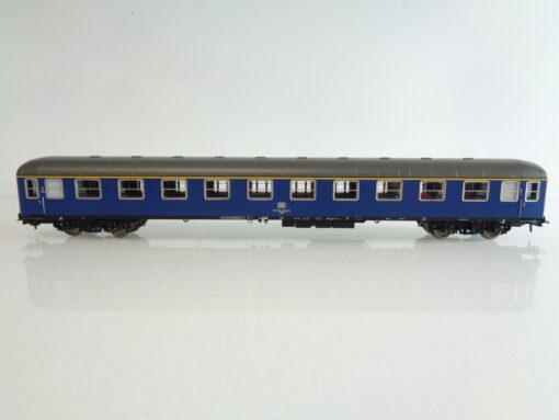 Piko H0 AC Personenwagen 1. Kl. der DB für Märklin BH692 o.