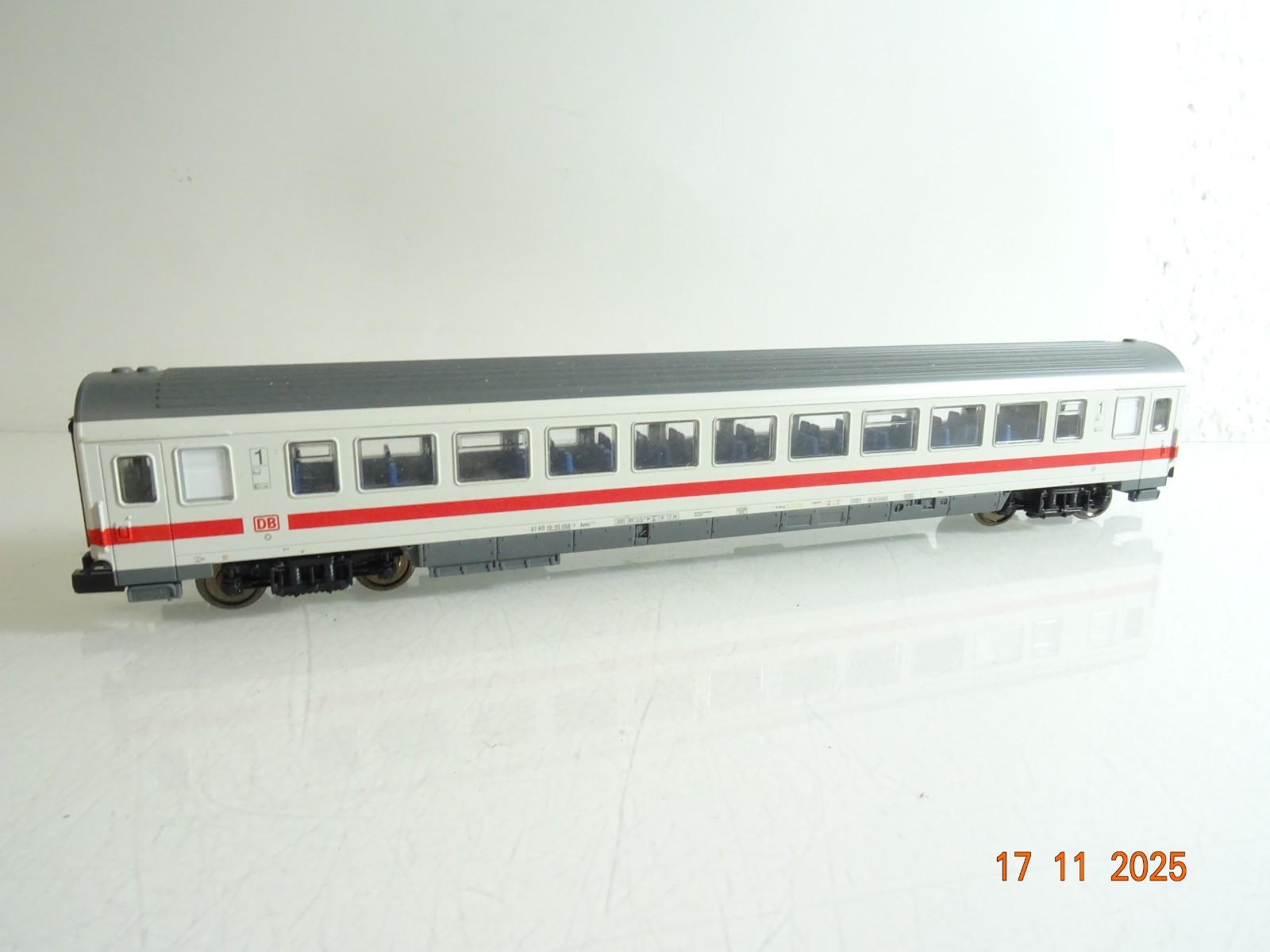 Piko H0 IC Personenwagen 1. Klasse 61 80 19-95 068-1 der DB RR4681 o. – Bild 3
