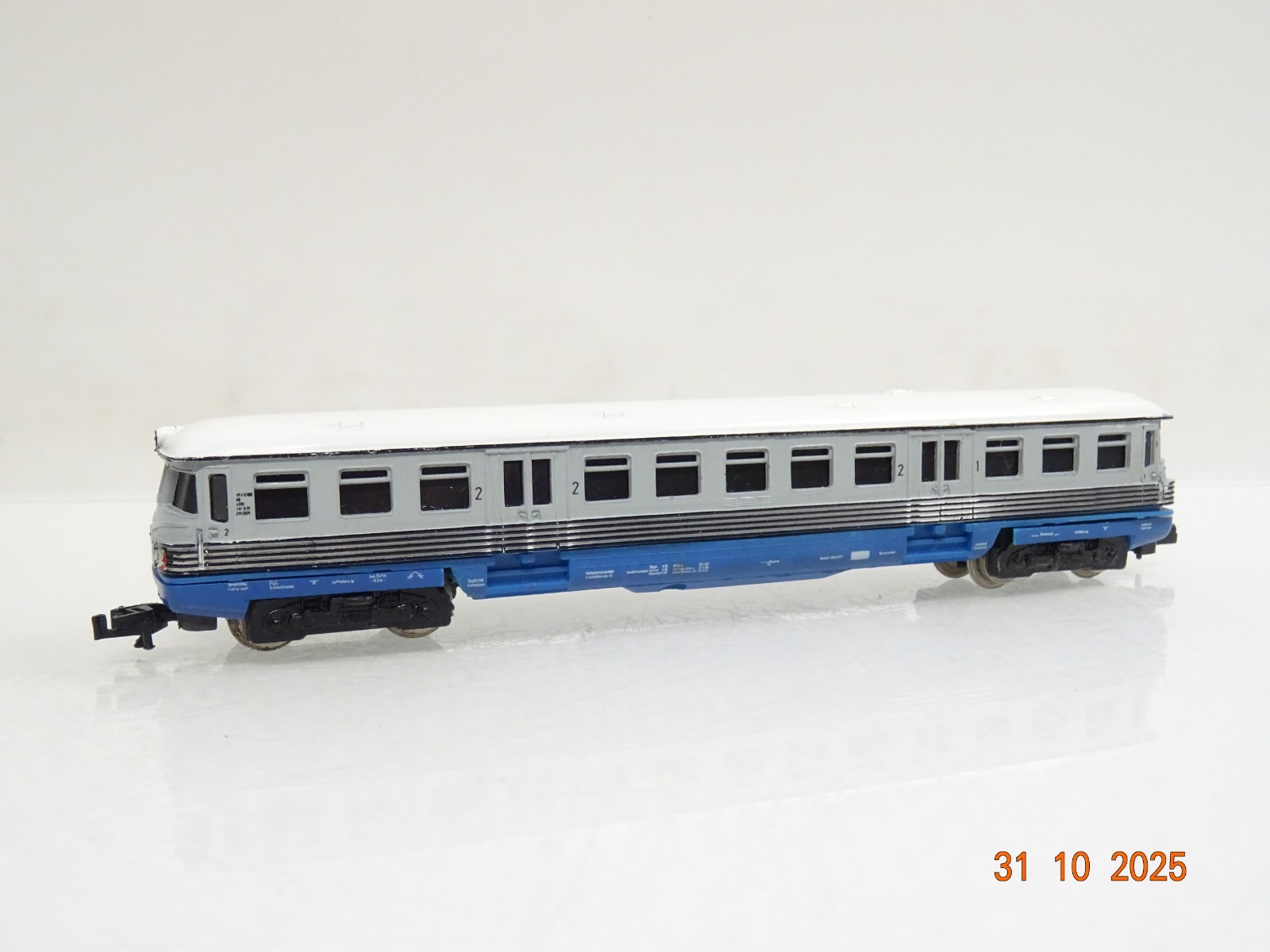 Piko N 5/0649 Dieseltriebwagen der DR JL3990 o. – Bild 3