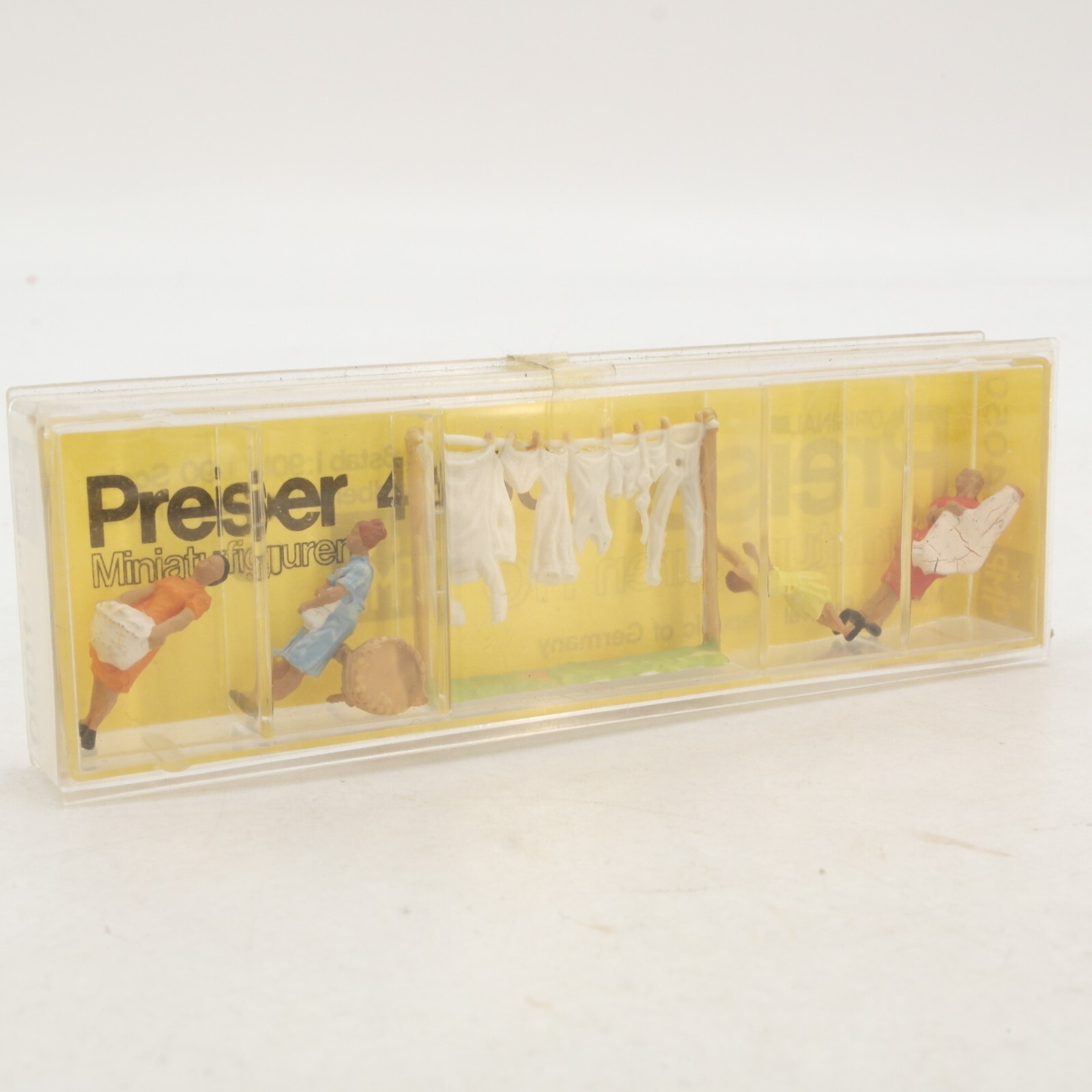 Preiser H0 4050 Figuren Waschfrauen mit Wäscheleine in OVP RG6597 – Bild 3