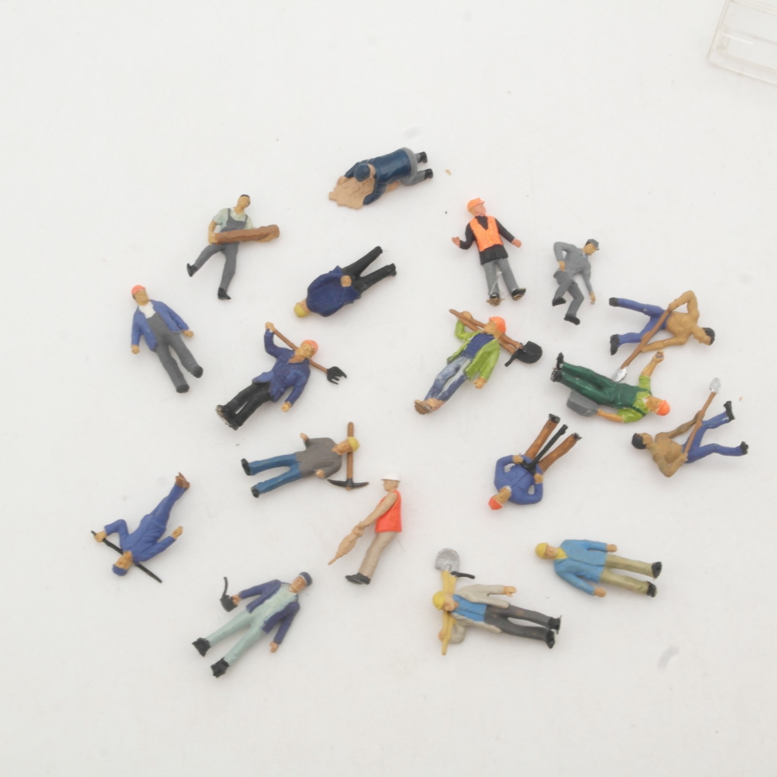 Preiser? H0 Konvolut Figuren verschieden siehe Foto in EVP RR5582 – Bild 3