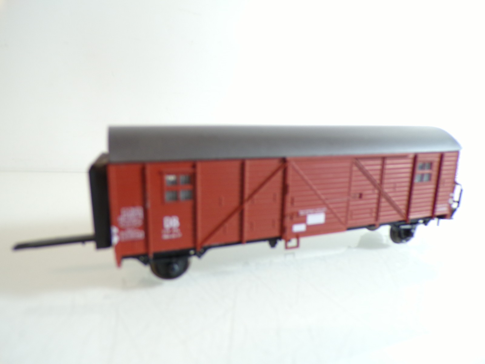 Roco H0 gedeckter Güterwagen Leig-Einheit der DB RR4690 o.