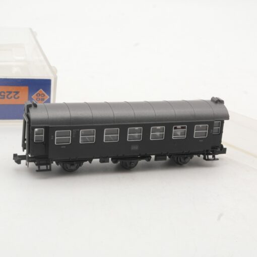 Roco N 2250  Personenwagen Umbauwagen 2. Klasse der DB in OVP RR3579 – Bild 3