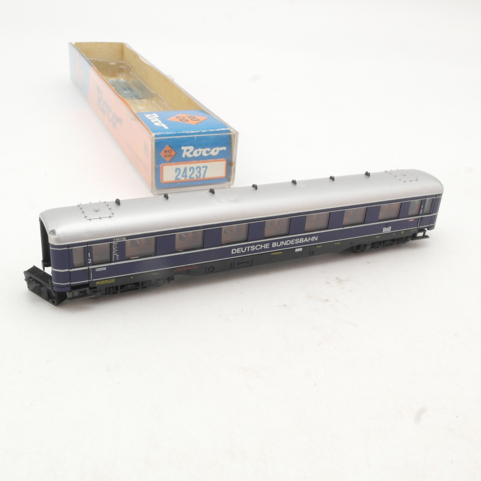 Roco N 24237 Schnellzugwagen /Schürzenwagen 1./2. Kl. der DB in OVP RR3968