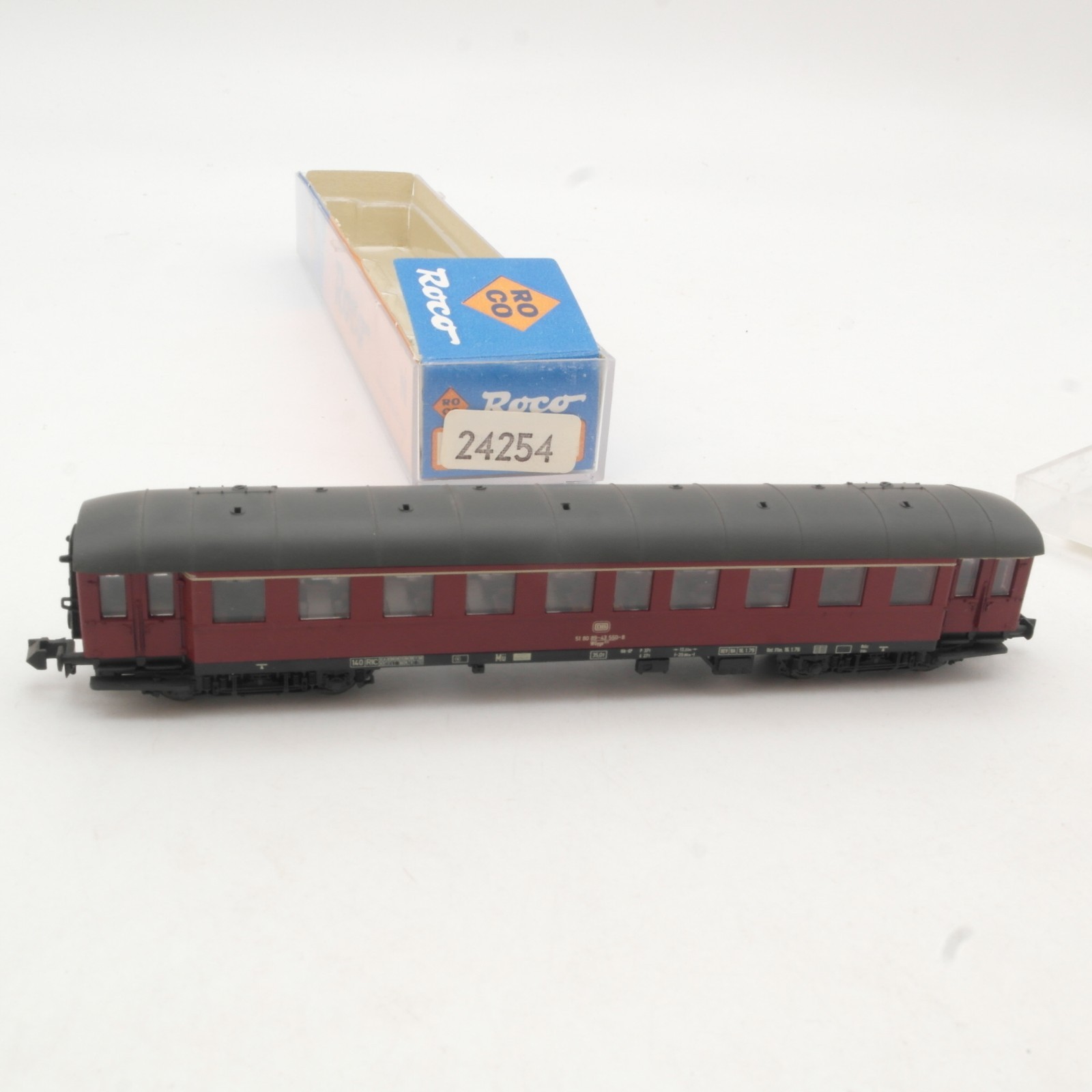 Roco N 24254 Gesellschaftswagen der DB in OVP RR5756