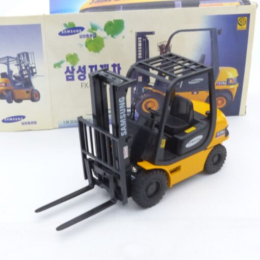 Samsung 1:20 FX20D Forklift Gabelstapler in OVP EX5612