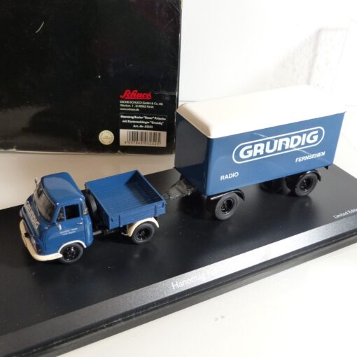 Schuco 1:43 03252 Hanomag Kurier Enser mit Anhänger Grundig in OVP EX3487