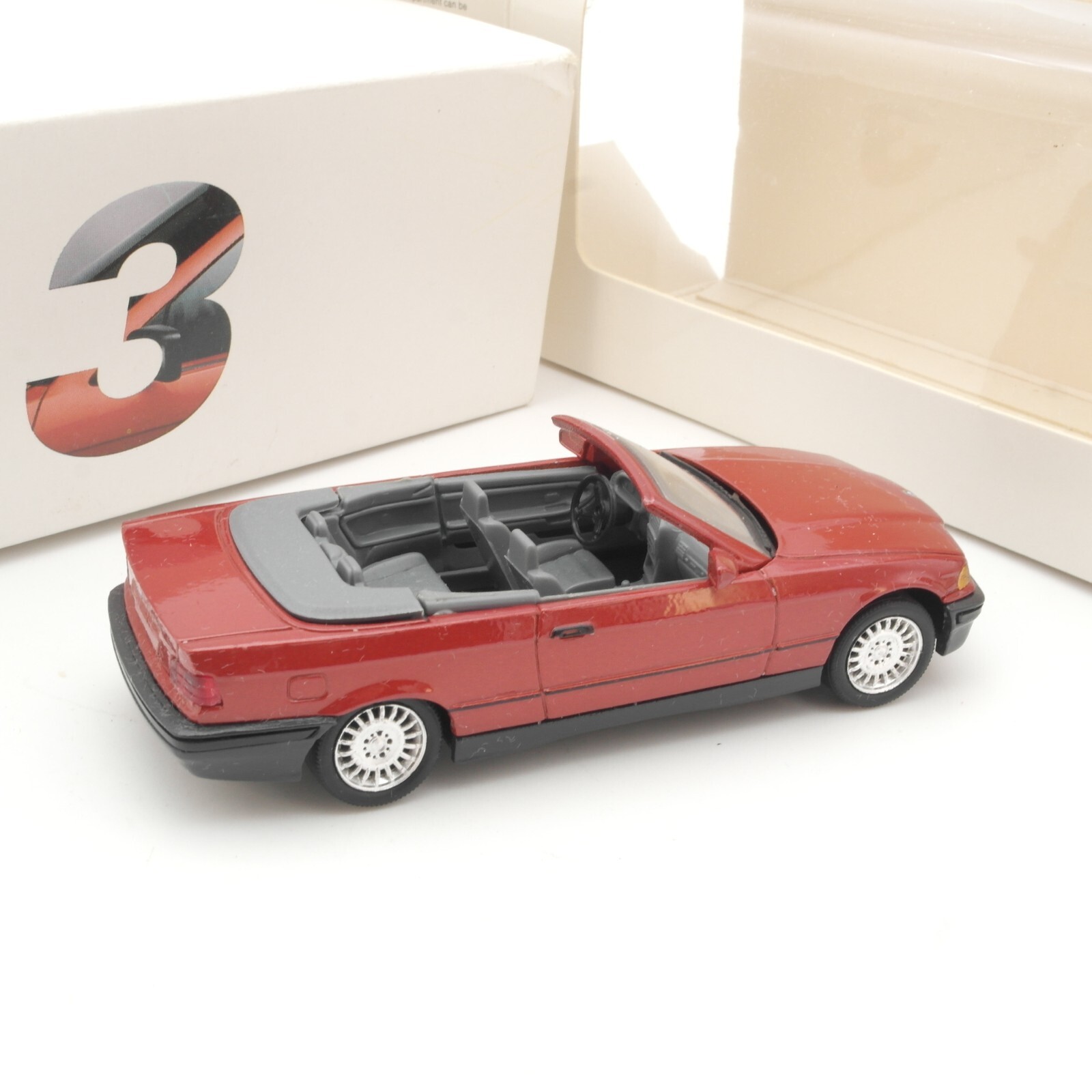 Solido 1:43 BMW 325i Cabrio 3-er Reihe in OVP QR7333 – Bild 3