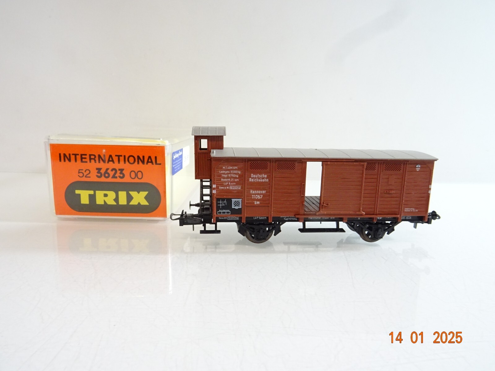Trix H0 52362300 gedeckter Güterwagen mit Bremserhaus der DR in OVP PR5301