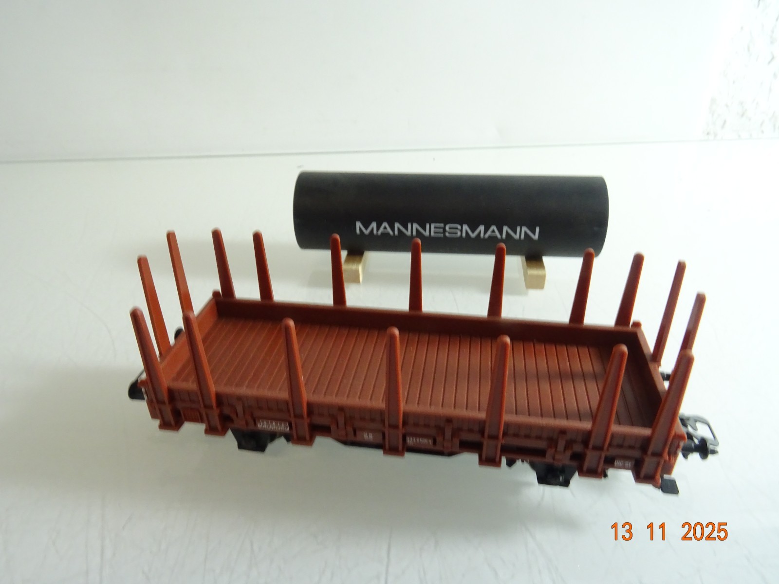 Trix H0 AC 24200 Rungenwagen mit Ladung Mannsmann RR4547 o. – Bild 3