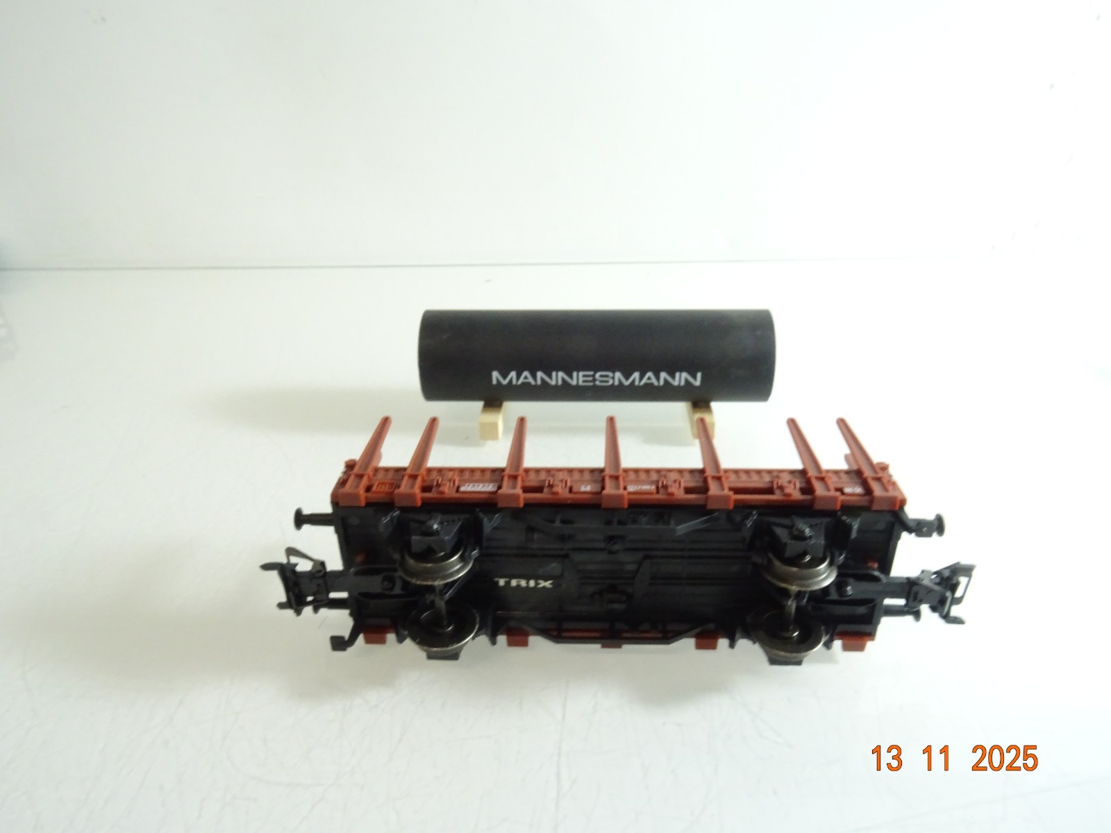 Trix H0 AC 24200 Rungenwagen mit Ladung Mannsmann RR4547 o. – Bild 4