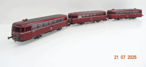 Trix H0 Schienenbus 3tlg. der DB 3-Leiter-Gleichstrom patiniert JL1654 o. – Bild 4