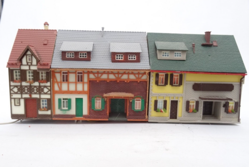 Vollmer H0 Reihenhäuser ca 29 x 7 cm aus Anlagerückbau, siehe Bilder QR9881 o.