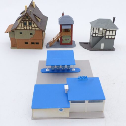 Vollmer etc. Spur N diverse Gebäude + Tankstelle von Busch in EVP EX6089 – Bild 5