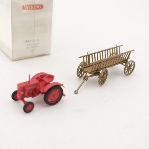 Wiking 1:87 893 01 31 Leiterwagen mit Traktor in OVP RR1713