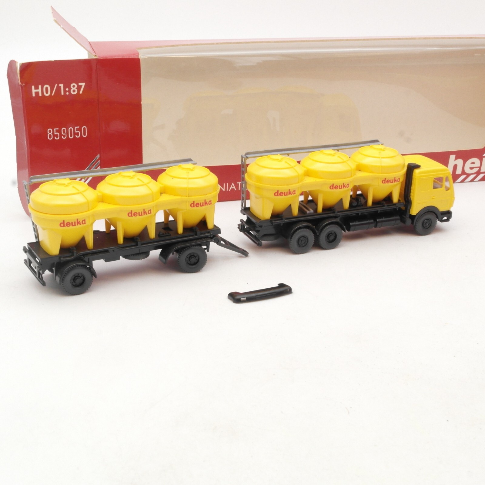 Wiking 1:87 Mercedes Benz Silo-Hängerzug deuka in EVP RA6715 – Bild 3